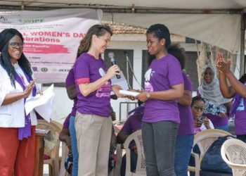 Covid-19 disrupts the operations of poultry farmers 10 women in poultry