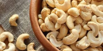 natural cashew nuts 500x500 1