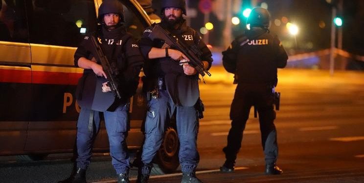 Police hunt gunmen in Vienna after ‘terrorist’ attack 1 Image: AP