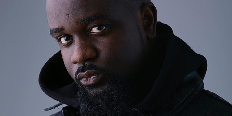 Sarkodie is known to be the 'King of dripping' among the many Ghanaian celebrities and he has proved yet again why he deserves that crown.