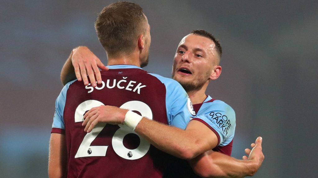 EPL Weekend Review: De Bruyne misses penalty as Man city and Liverpool play out exciting draw 15 soucek