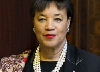 Commonwealth Secretary-General Signs JJ’s Book Of Condolence