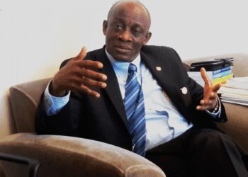 Gov't must guard its middle-income status