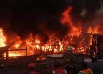 Fire Guts Kantamanto Market.