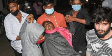 India: Mystery illness kills one, hospitalizes 200