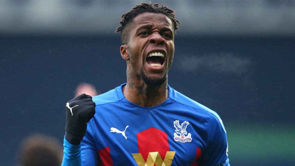 EPL review: Tottenham beat Arsenal as fans return 15 zaha