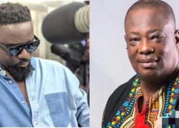 , Zapp Mallet born Emmanuel Mallet, has revealed that Sarkodie still owes him for producing his hit single 'Party and Bullshit'.