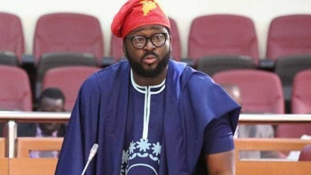 Desmond Elliot