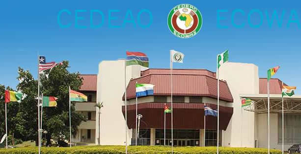 ECOWAS Parliament calls for Elections by Direct Universal Suffrage 1 The ECOWAS Parliament - Abuja-Nigeria