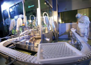 US backs waiving of COVID-19 vaccine patents