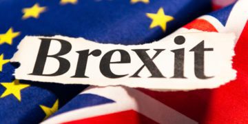 European parliament formally approves Brexit deal