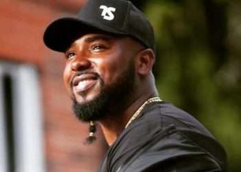 Gasmilla to mark 10th anniversary in Ghana's music industry with a clean-up exercise 6 Ghanaian musical artist, Gasmilla is celebrating a decade in the Ghanaian music industry with a series of clean-up exercises to mark the milestone.