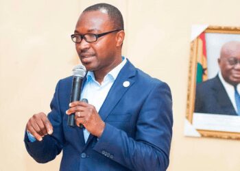 GHS Urges Nsawam Residents to be Vigilant on Avian Influenza Symptoms