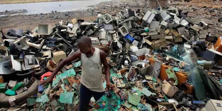 Dr Vincent Nartey, an e-waste expert, has called on government to prioritise bio-monitoring and redress assessment to ensure efficient management of electronic waste.
