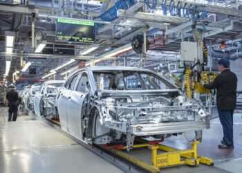 Ukraine-Russian War Hits German Carmakers Hard