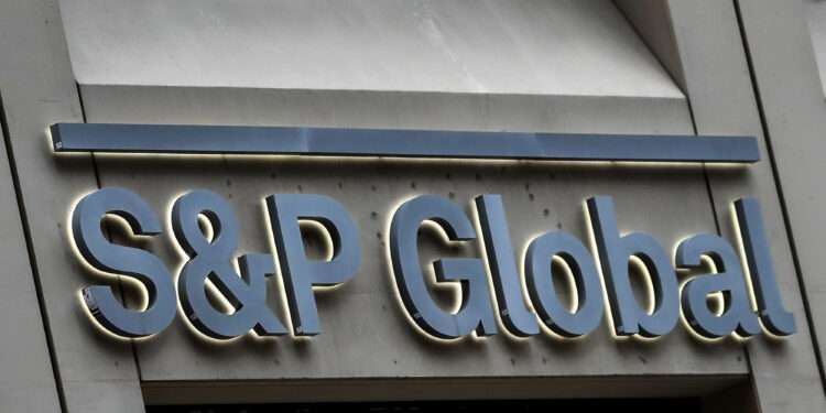 Ghana’s Private Sector Growth Picks Up Marginally