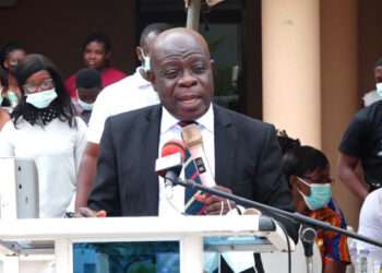 Teacher unions have urged the Deputy Director of the Ghana Education Service (GES) to decline contract extension by President Akufo-Addo.