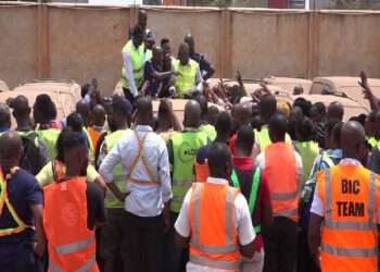 Executive Secretary of the Vehicle and Assets Dealers Union (VADUG), Frank Kofigah, has revealed that the process of auctioning vehicles at the port has become cancerous.