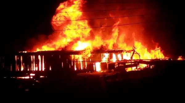 kantamanto fires