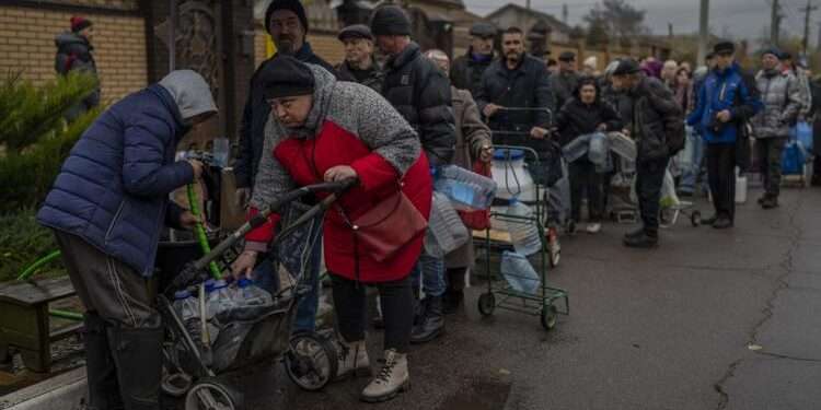 Civilians urged to evacuate Kherson and Mykolaiv