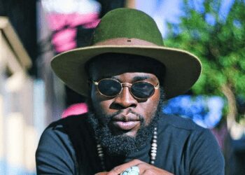 M.anifest