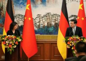 Annalena Baebock, German Foreign Minister(left) and Qin Gang, Chinese Foreign Minister.