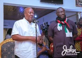 Flagbearer of the National Democratic Congress, John Dramani Mahama (left)