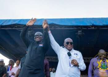 President Akufo-Addo (right) and Ernest Anim, Kumawu MP elect (left)