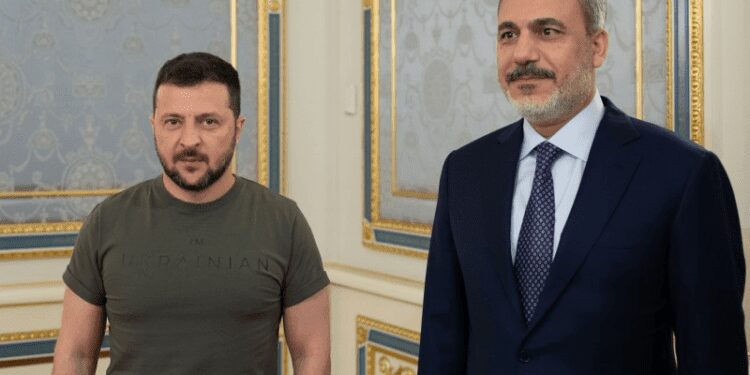 Ukrainian President, Volodymyr Zelenskyy and Turkish Foreign Minister, Hakan Fidan.