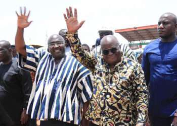 President Akufo-Addo (right) and Vice President, Dr Mahamudu Bawumia (left)