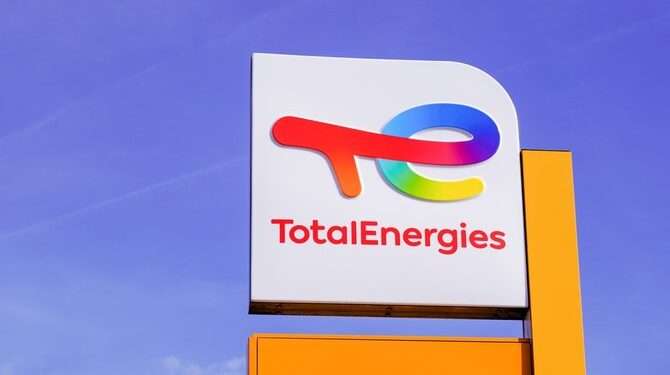 TotalEnergies logo
