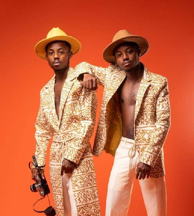 twins 1