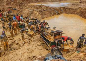 miners on illegal mining fight