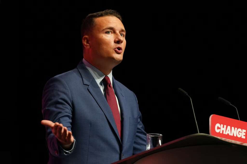 Musk Sparks Controversy Over UK Grooming Debate 2 streeting