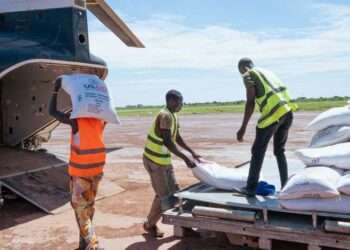 WFP delivers life-saving humanitarian assistance to people in Burkina Faso.