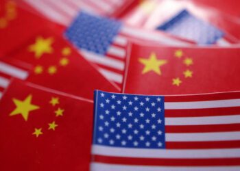U.S. and Chinese flags as Important Consensus Reached In US, China Trade Talks