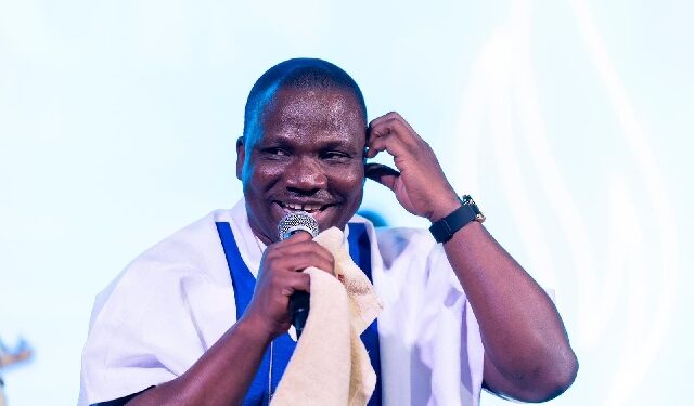 Francis Amo