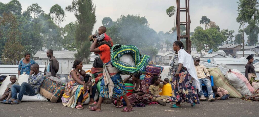 People continue to flee from fighting in the eastern DR Congo