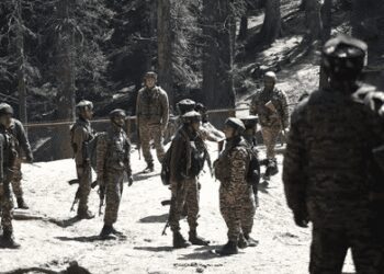 India Hunts Militants Responsible For Kashmir Attack 3 India Hunts Militants Responsible For Kashmir Attack