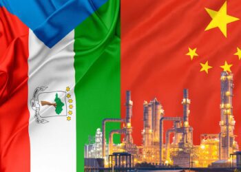 Build New Oil Refinery