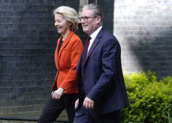 UK Signals Shift Toward EU Youth Mobility Deal