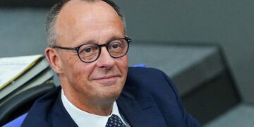 France Defends Israel After Attack on Iranian Military, Nuclear Sites