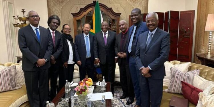 Hamdok Seeks Ramaphosa’s Backing For Sudan Peace