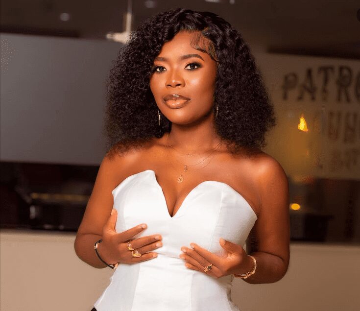 Delay Shares Secret to Longevity in Showbiz