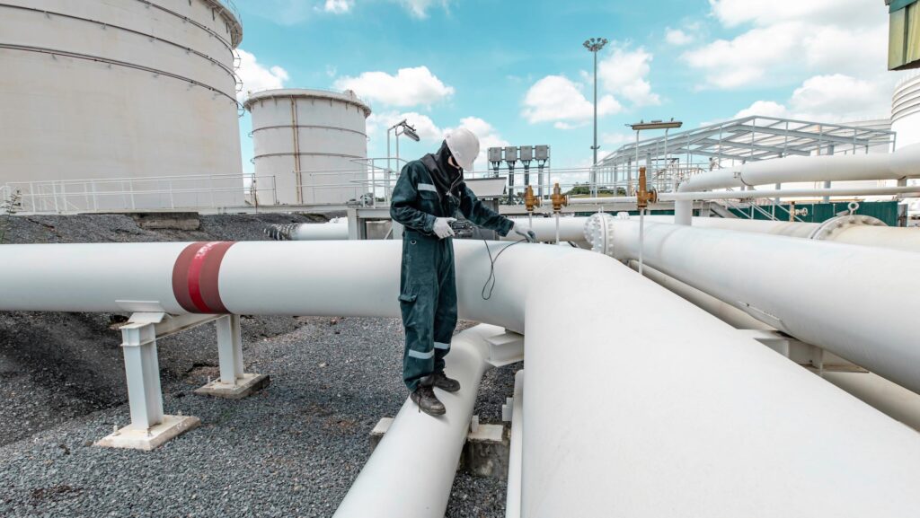 Africa’s Energy Transition at Risk as Fossil Fuels Dominate Investment Flows – NRGI 4 Africas energy transition