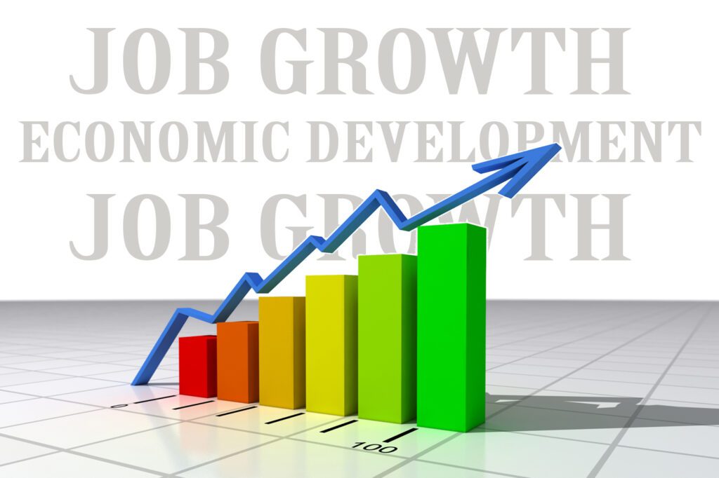 Leveraging Ghana’s Demographic Dividend to Unlock Growth that Creates Jobs 4 2016 Economy Graphic 3