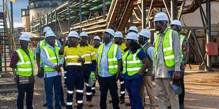 Heath Goldfield Officers at site