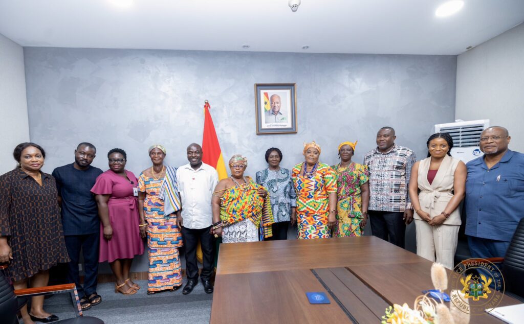 Vice President Proposes Fish Mall To Empower Women In Trade 2 G9W8OWDXwAEbLZT