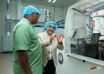 Mr. Simon Madjie, GIPC CEO, with Mr. Sunil G. Wadhwani, Director of Kane-EM Industries Limited