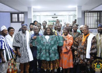 Hon. Elizabeth Ofosu-Adjare, Minister for Trade, Agribusiness and Industry, with Hon. Abla Dzifa Gomashie, Minister for Tourism, Culture and Creative Arts, and Smock Producers and Dealers